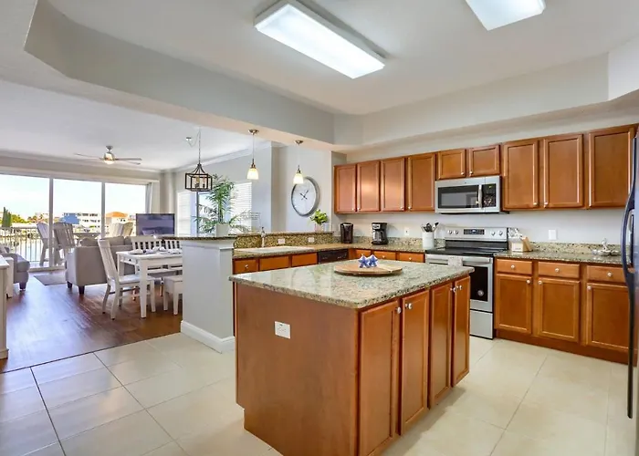 204 Bay Harbor * Clearwater Beach