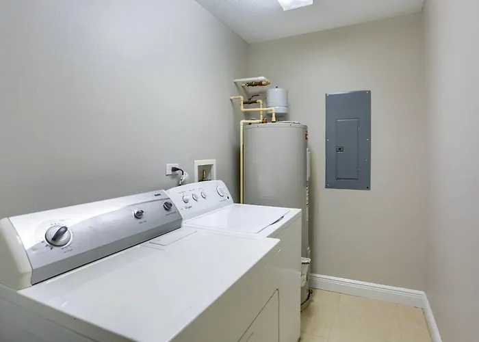 204 Bay Harbor *
