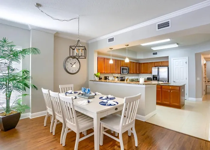 204 Bay Harbor *